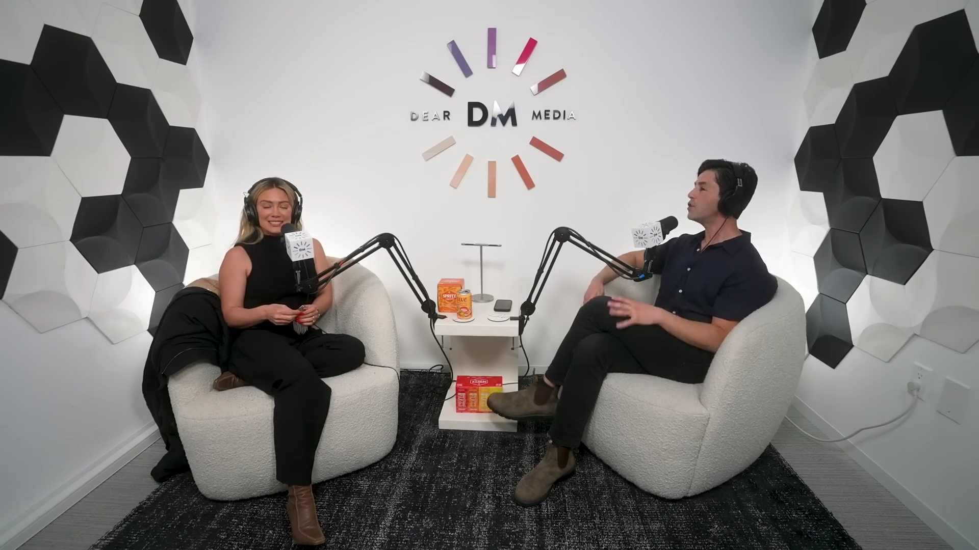 DailyDuff-dot-nl_2023GoodGuysPodcast3074.jpg DailyDuff-dot-nl_2023GoodGuysPodcast3074.jpg