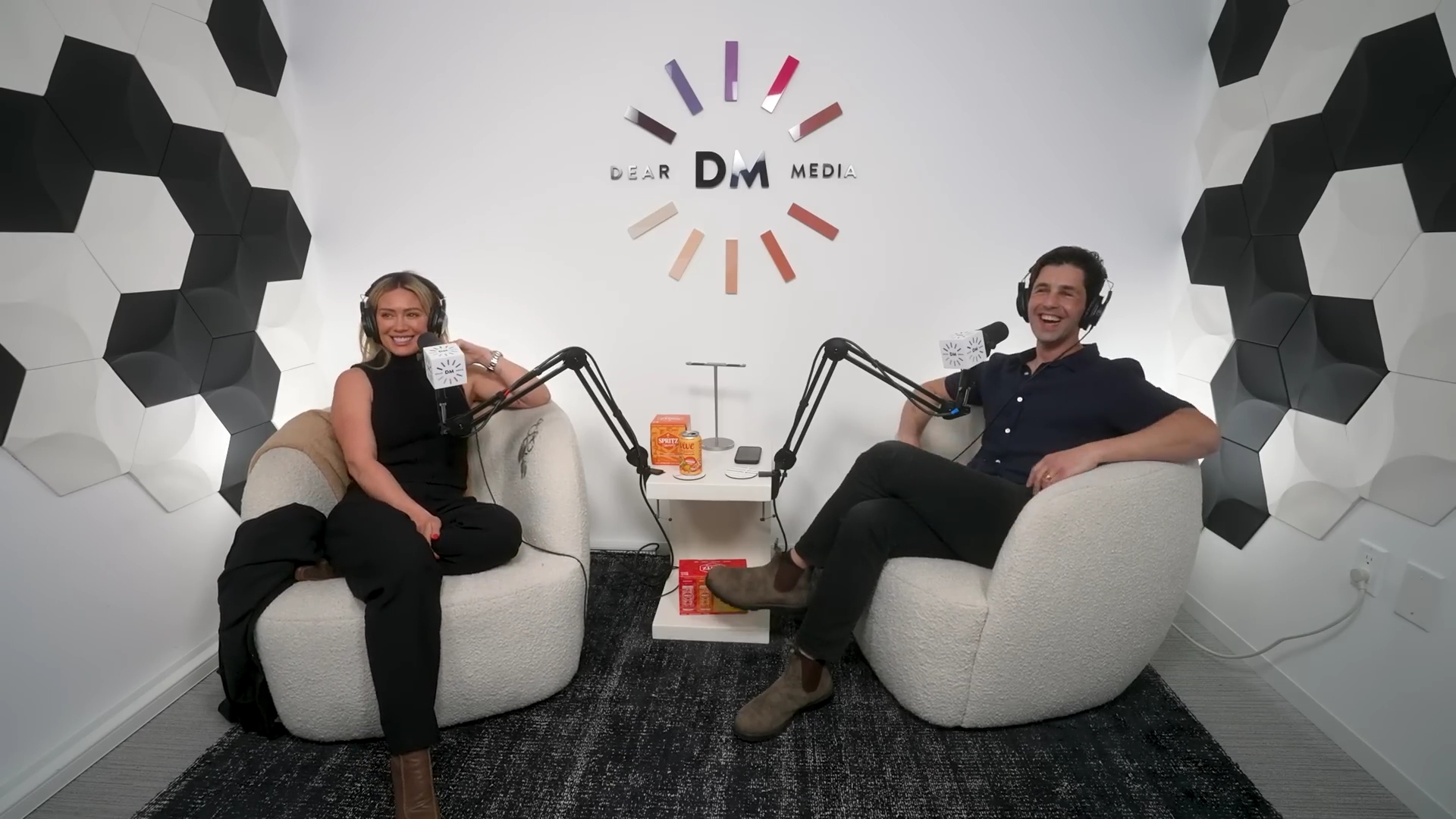 DailyDuff-dot-nl_2023GoodGuysPodcast3640.jpg DailyDuff-dot-nl_2023GoodGuysPodcast3640.jpg