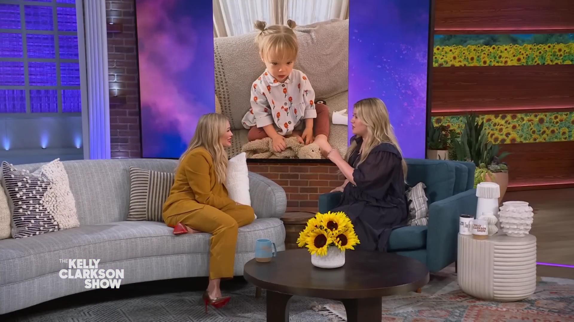 DailyDuff-dot-nl_2023TheKellyClarksonShow0290.jpg