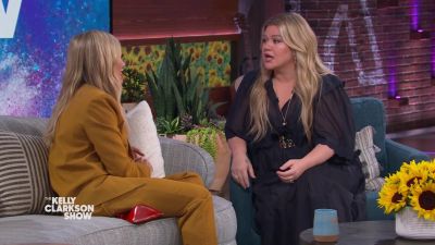 DailyDuff-dot-nl_2023TheKellyClarksonShow0000.jpg