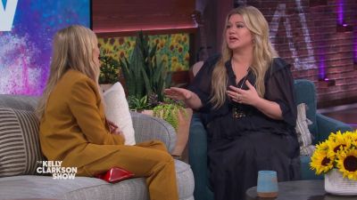 DailyDuff-dot-nl_2023TheKellyClarksonShow0003.jpg