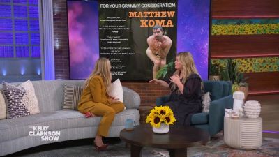 DailyDuff-dot-nl_2023TheKellyClarksonShow0042.jpg