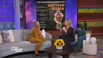 DailyDuff-dot-nl_2023TheKellyClarksonShow0043.jpg