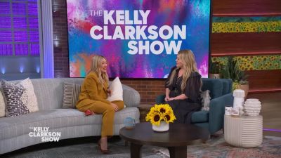 DailyDuff-dot-nl_2023TheKellyClarksonShow0209.jpg