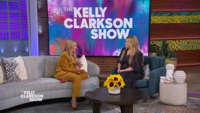 DailyDuff-dot-nl_2023TheKellyClarksonShow0210.jpg