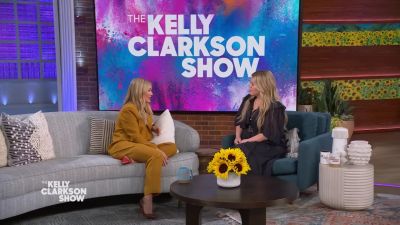 DailyDuff-dot-nl_2023TheKellyClarksonShow0216.jpg
