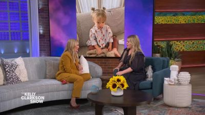 DailyDuff-dot-nl_2023TheKellyClarksonShow0320.jpg