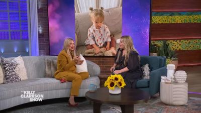 DailyDuff-dot-nl_2023TheKellyClarksonShow0331.jpg