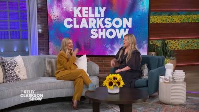 DailyDuff-dot-nl_2023TheKellyClarksonShow0445.jpg