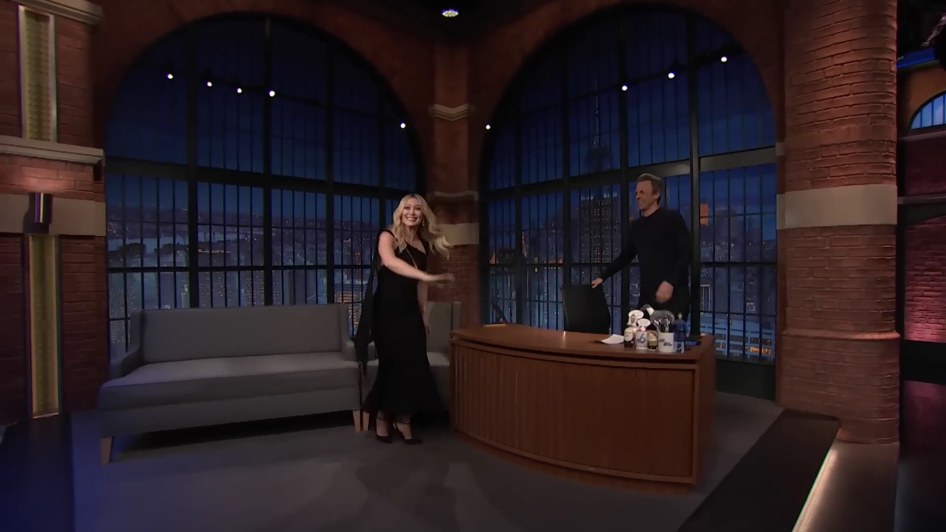 DailyDuff-dot-nl_2023LateNightwithSethMeyers0053.jpg DailyDuff-dot-nl_2023LateNightwithSethMeyers0053.jpg