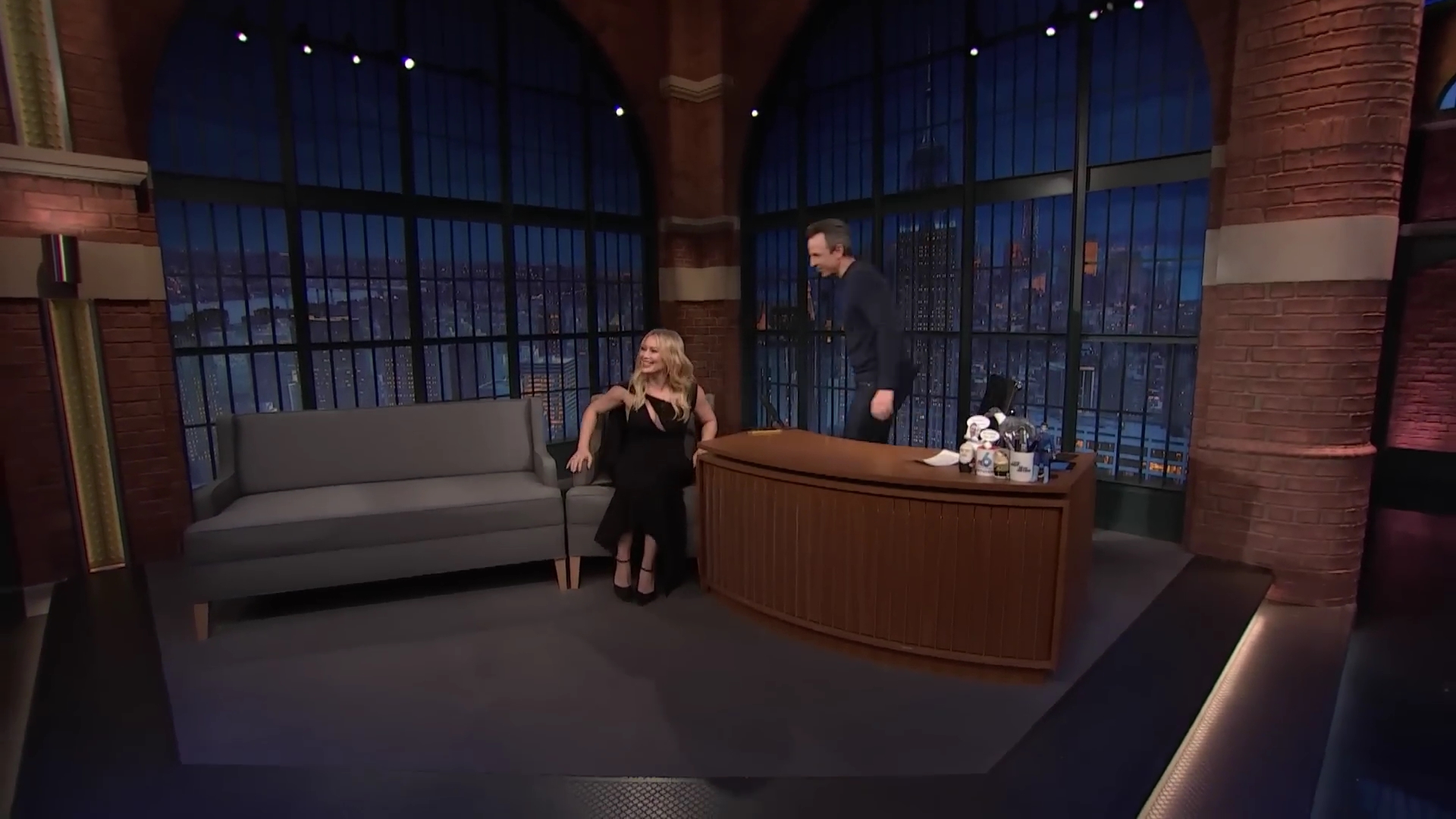 DailyDuff-dot-nl_2023LateNightwithSethMeyers0055.jpg