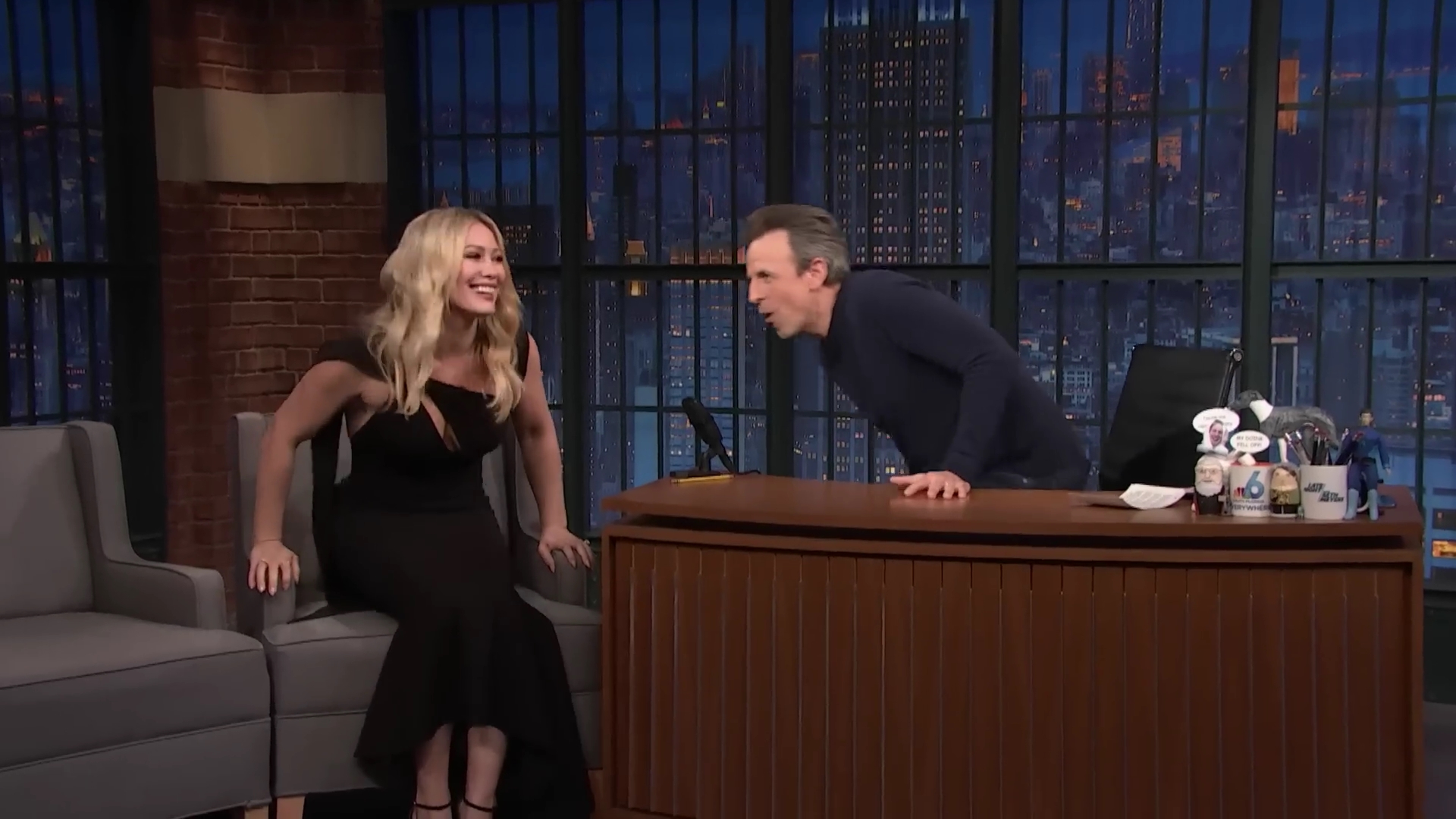 DailyDuff-dot-nl_2023LateNightwithSethMeyers0056.jpg