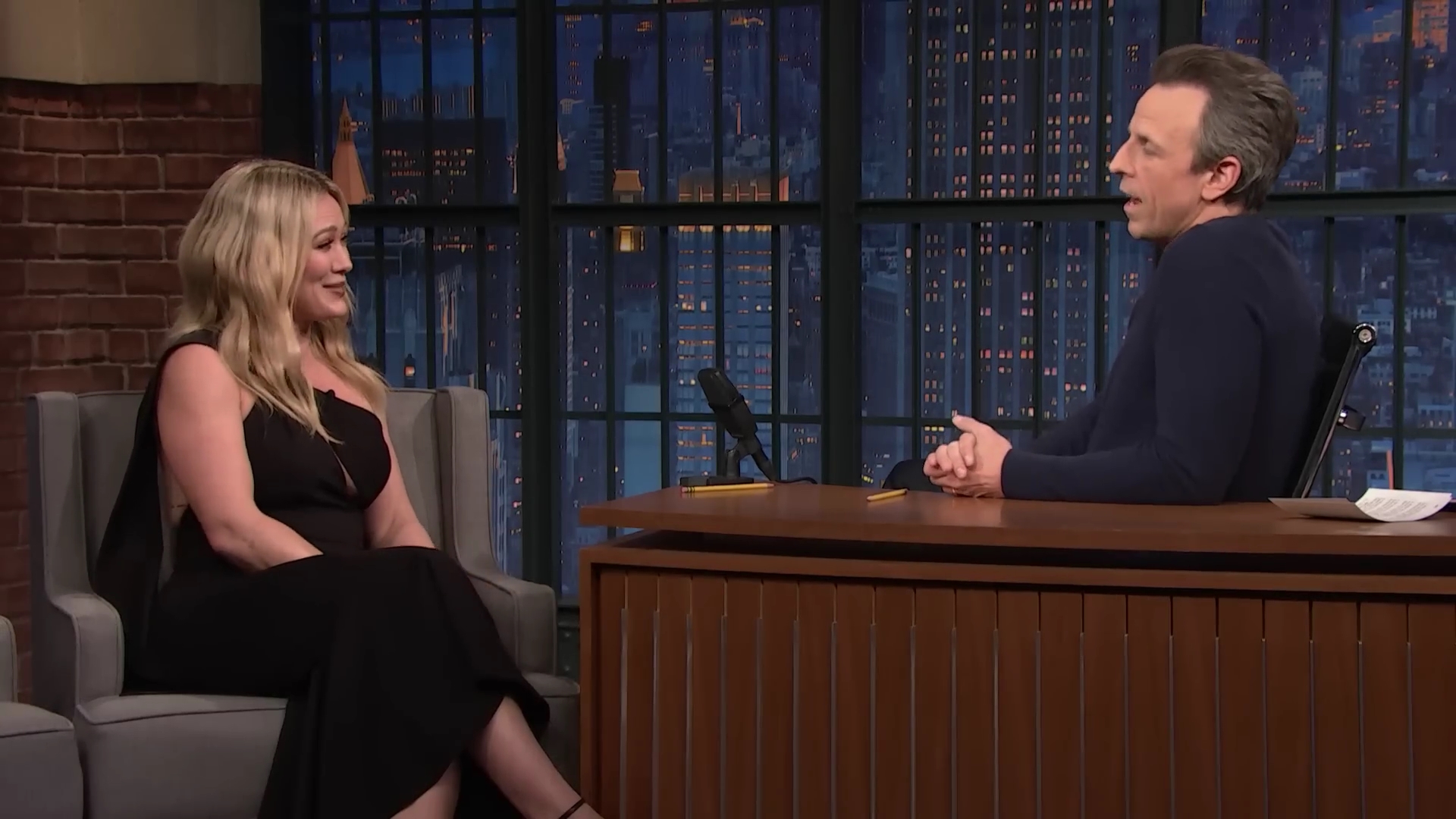 DailyDuff-dot-nl_2023LateNightwithSethMeyers0130.jpg DailyDuff-dot-nl_2023LateNightwithSethMeyers0130.jpg