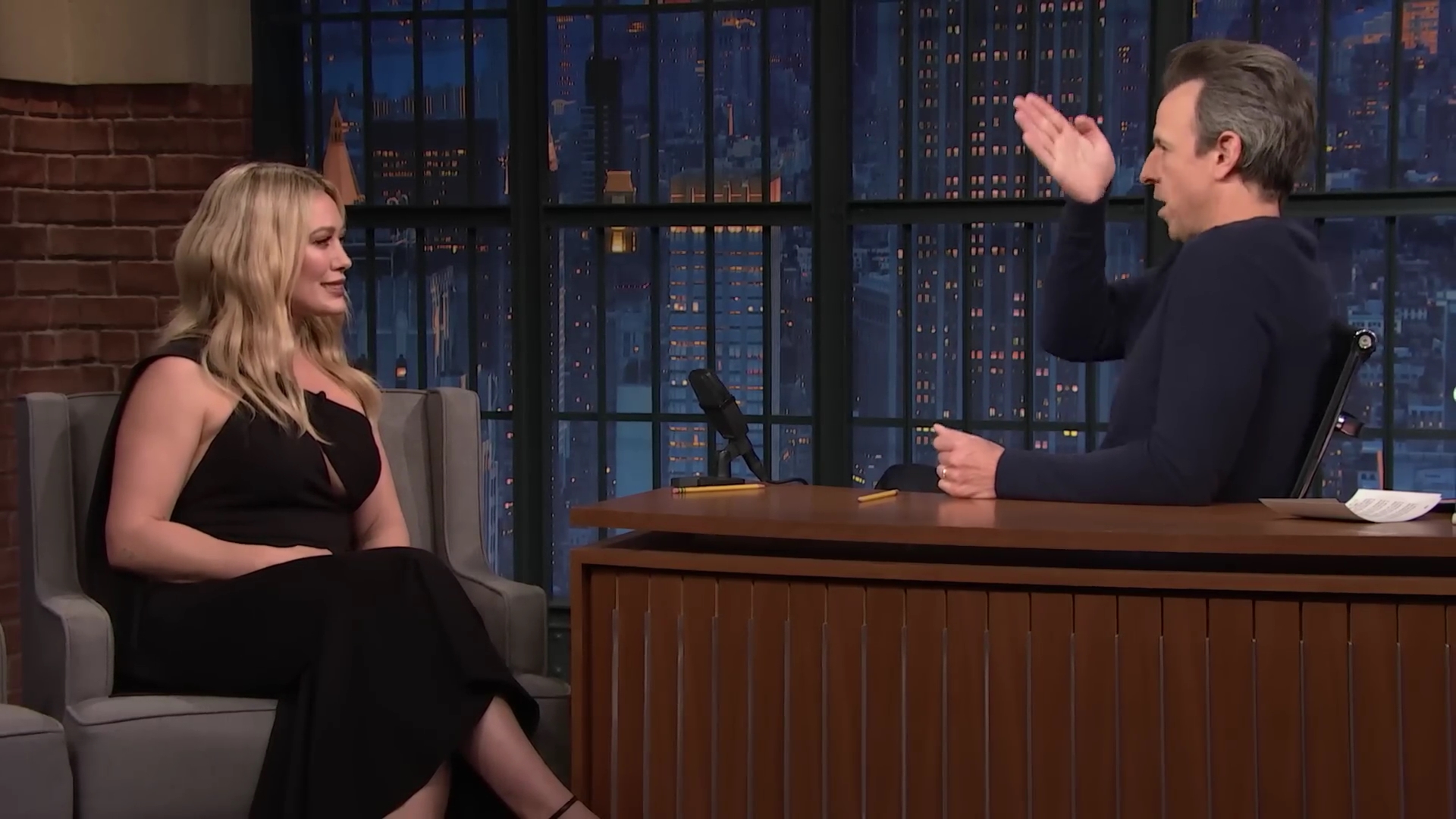 DailyDuff-dot-nl_2023LateNightwithSethMeyers0141.jpg