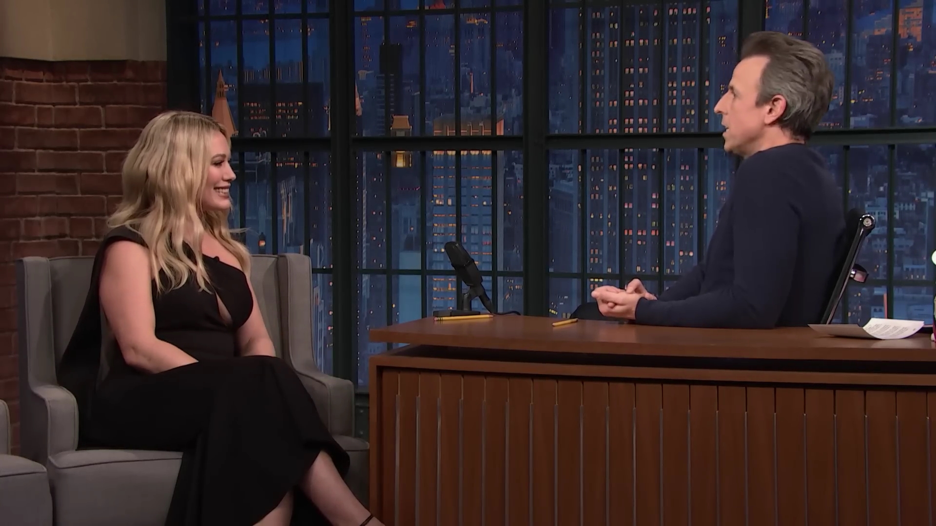 DailyDuff-dot-nl_2023LateNightwithSethMeyers0164.jpg DailyDuff-dot-nl_2023LateNightwithSethMeyers0164.jpg