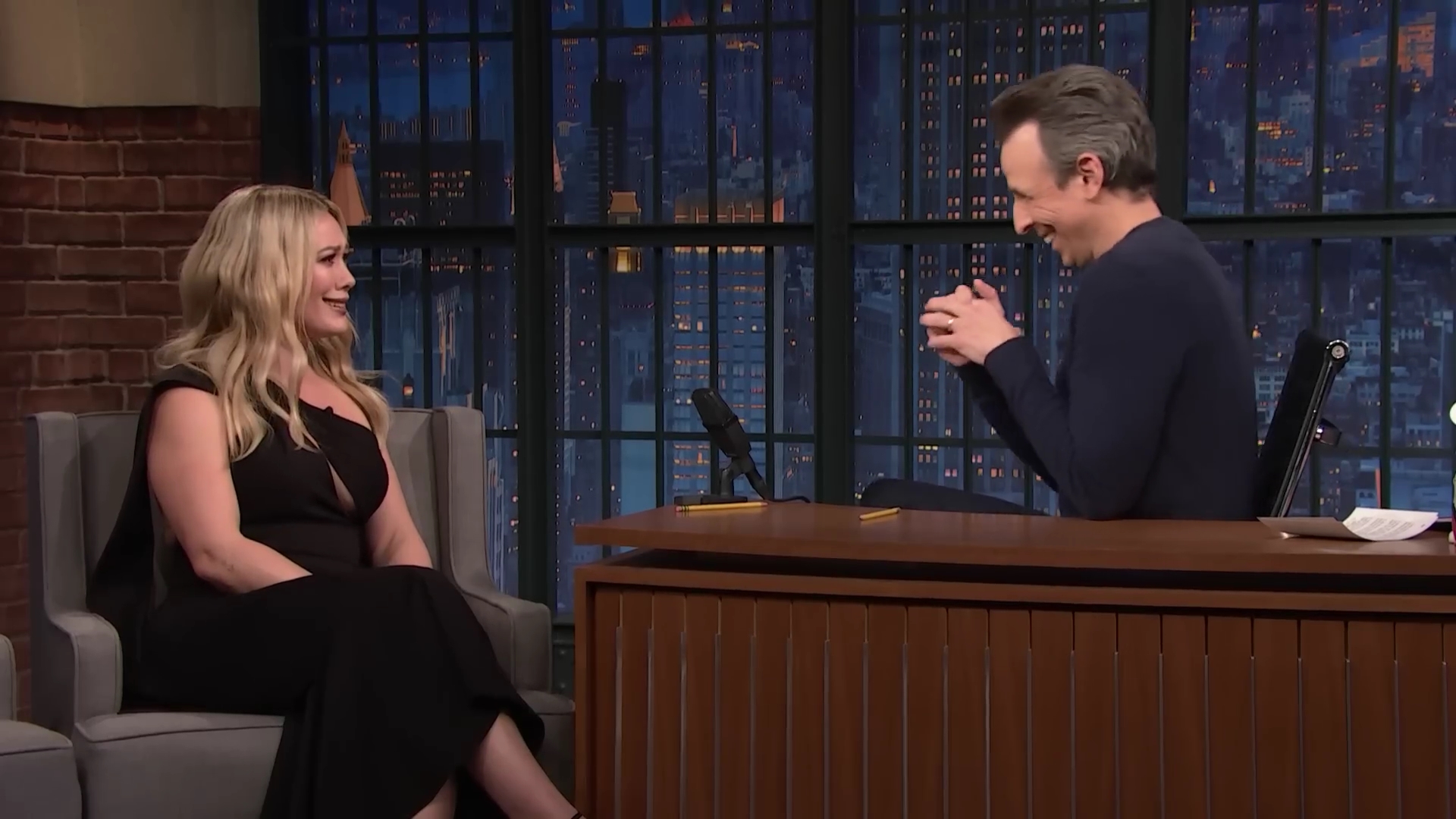 DailyDuff-dot-nl_2023LateNightwithSethMeyers0169.jpg