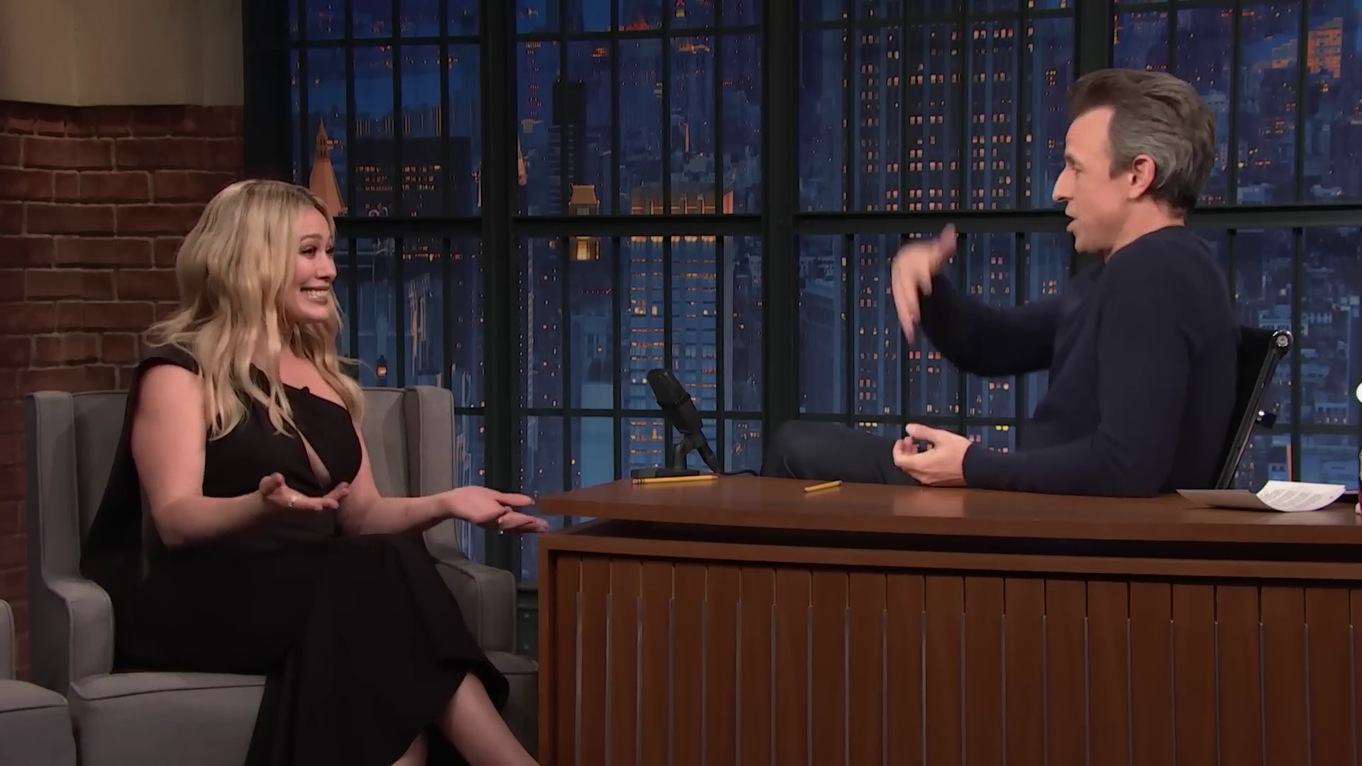 DailyDuff-dot-nl_2023LateNightwithSethMeyers0175.jpg