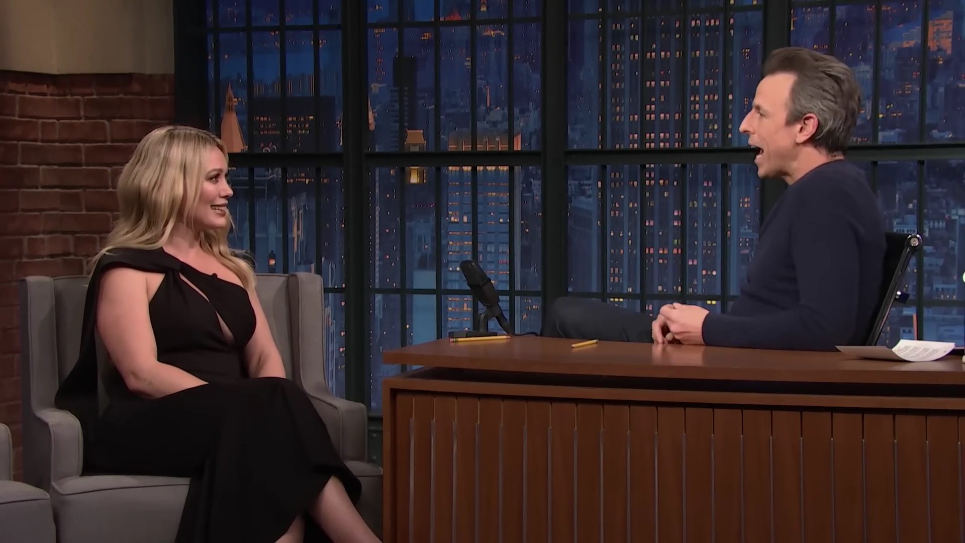 DailyDuff-dot-nl_2023LateNightwithSethMeyers0188.jpg