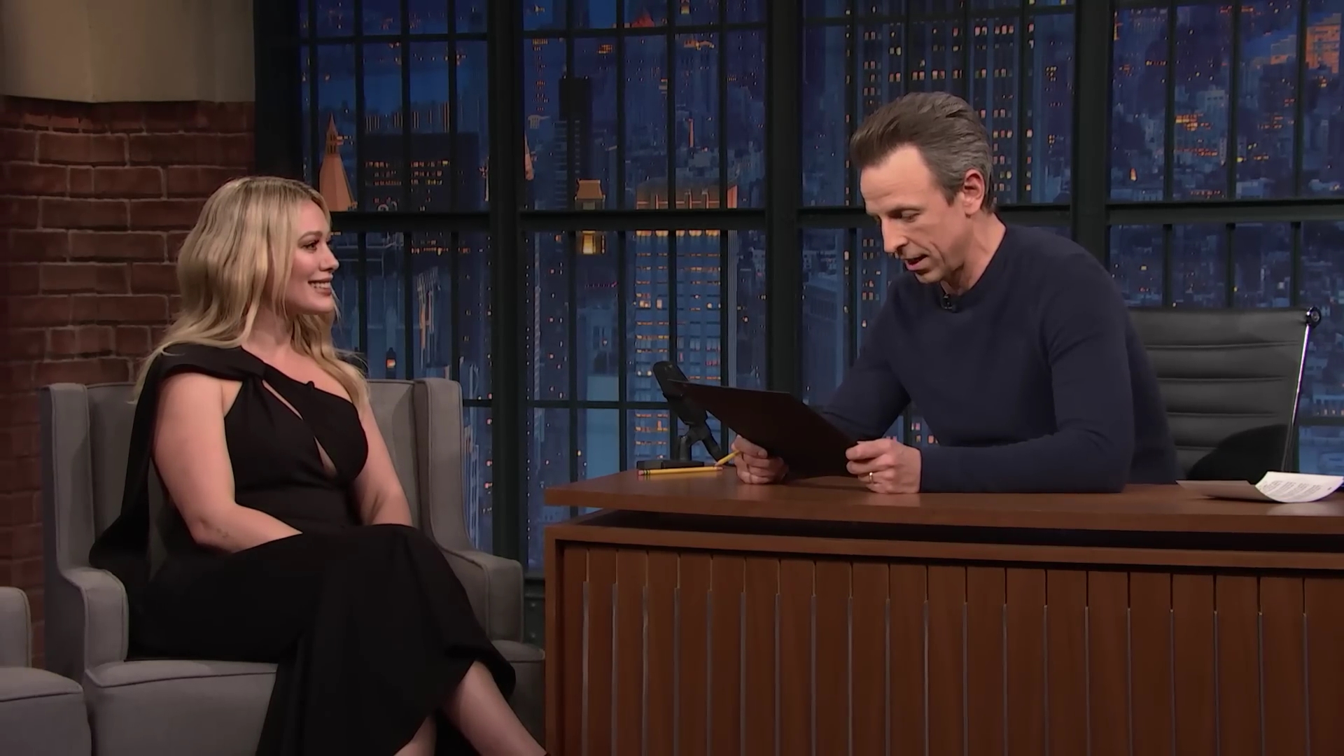 DailyDuff-dot-nl_2023LateNightwithSethMeyers0213.jpg