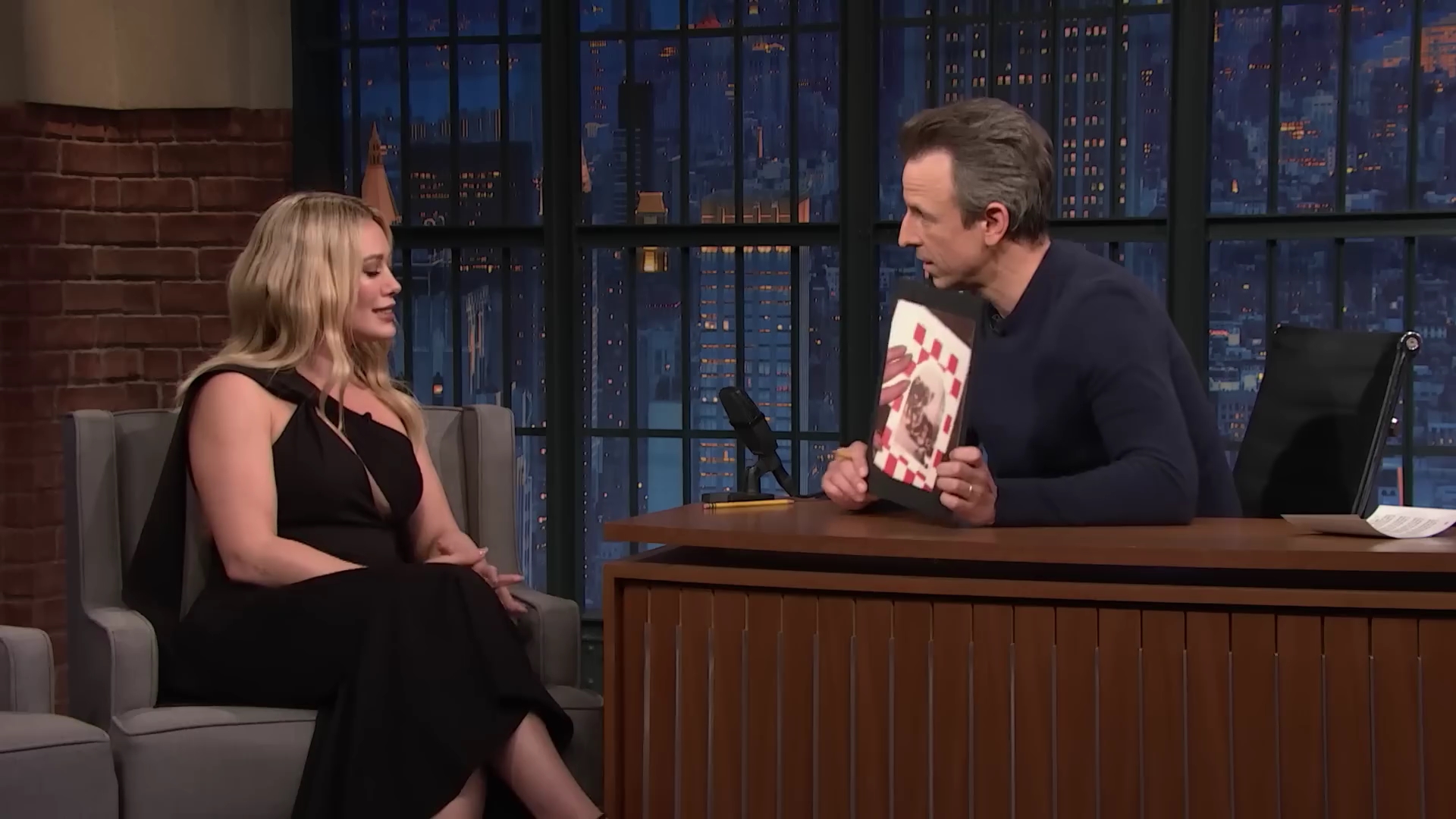 DailyDuff-dot-nl_2023LateNightwithSethMeyers0273.jpg
