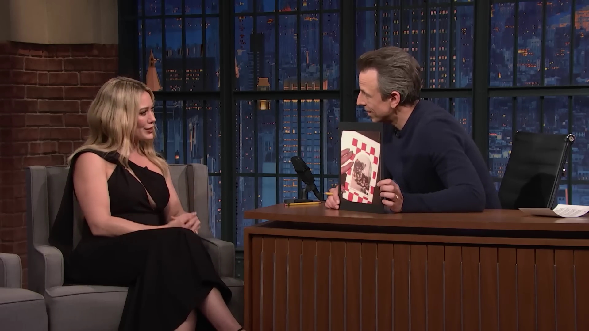 DailyDuff-dot-nl_2023LateNightwithSethMeyers0274.jpg
