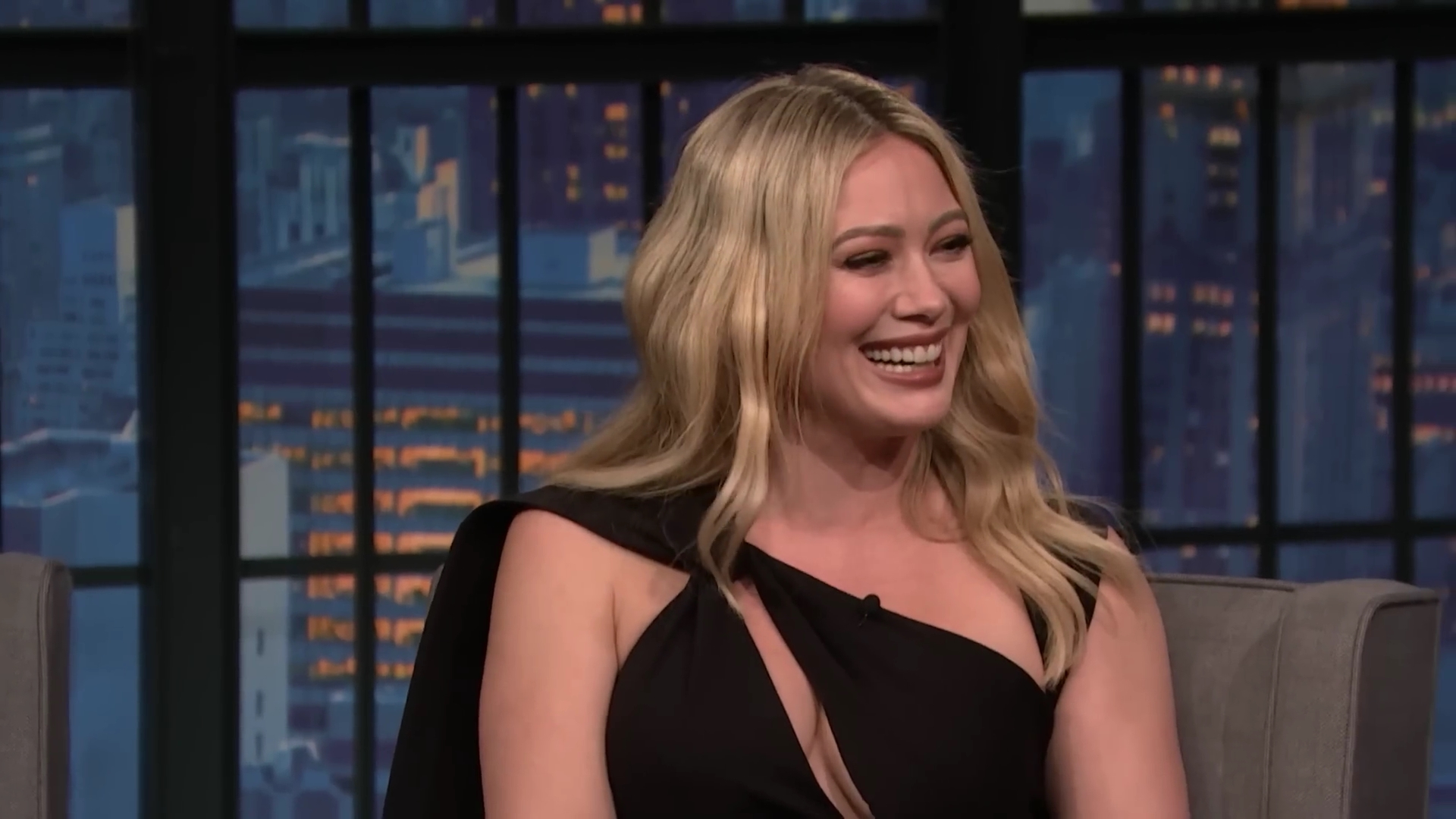 DailyDuff-dot-nl_2023LateNightwithSethMeyers0279.jpg DailyDuff-dot-nl_2023LateNightwithSethMeyers0279.jpg