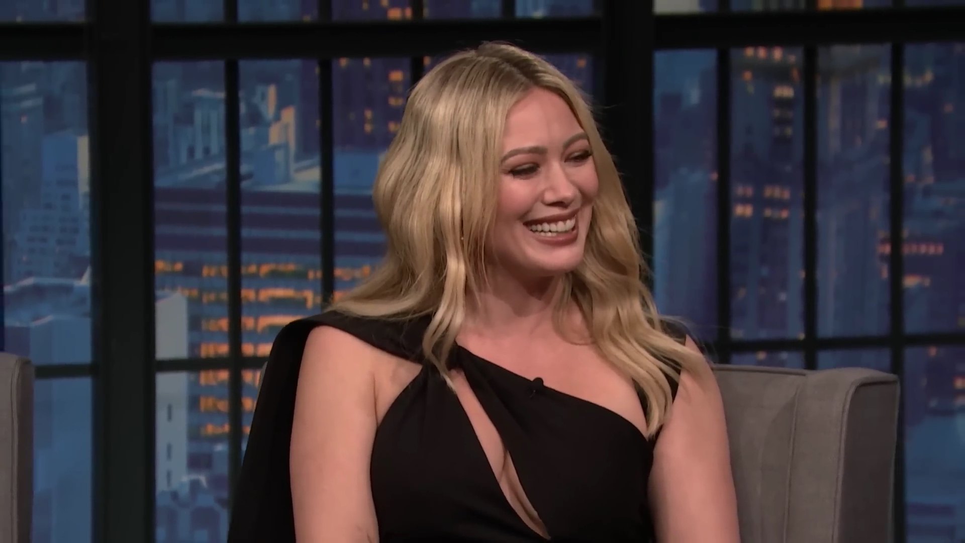 DailyDuff-dot-nl_2023LateNightwithSethMeyers0280.jpg