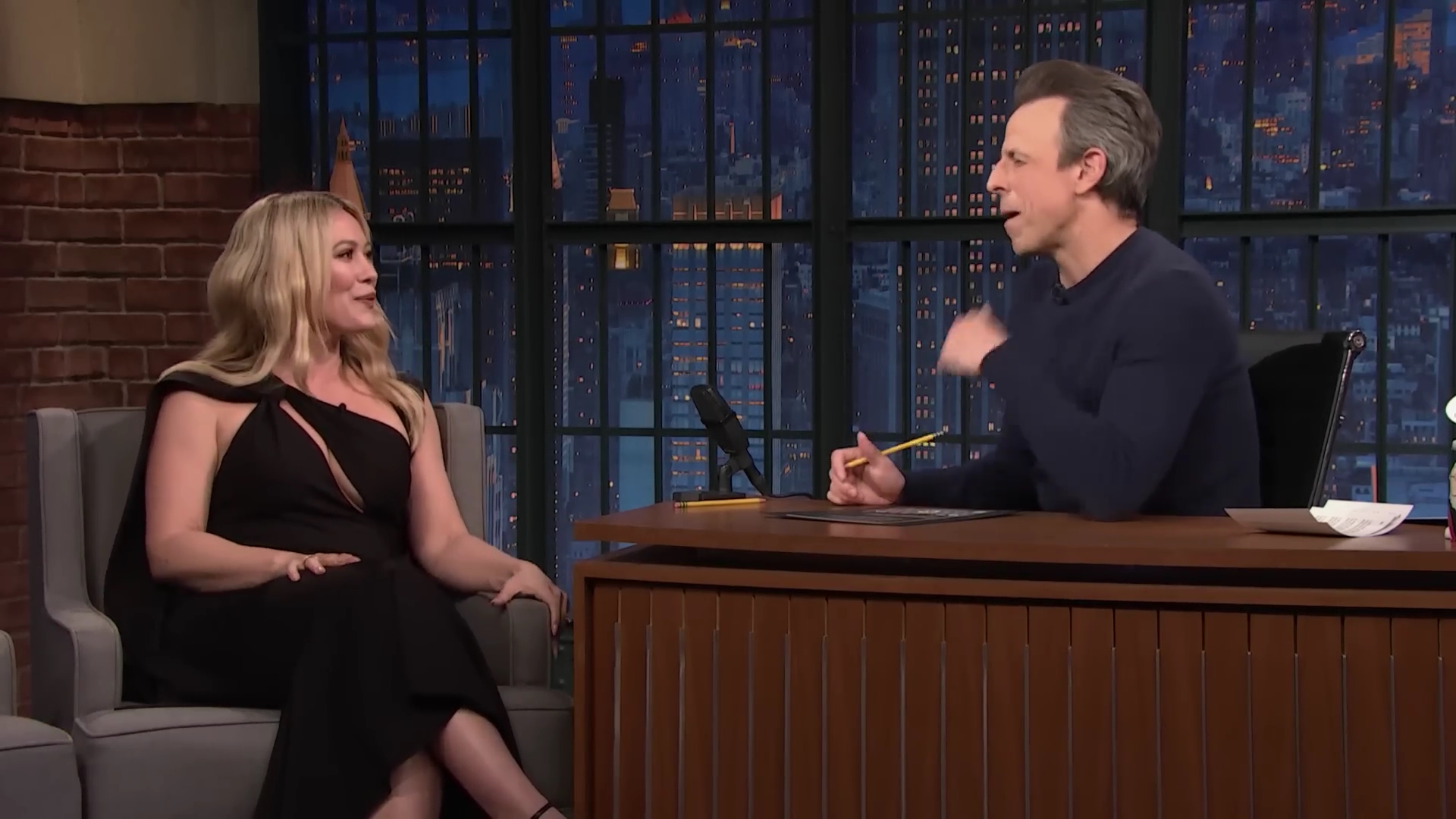 DailyDuff-dot-nl_2023LateNightwithSethMeyers0350.jpg