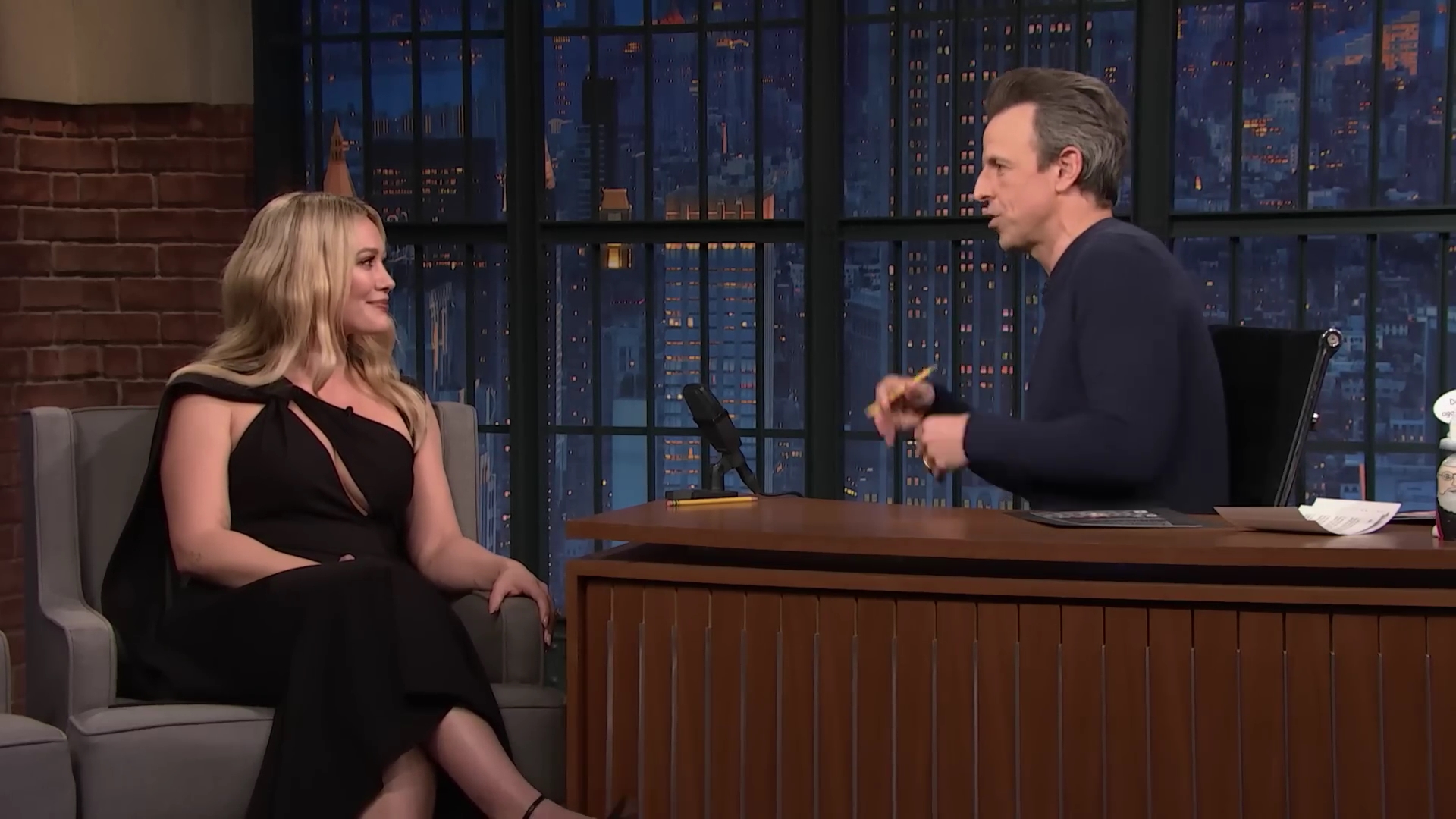 DailyDuff-dot-nl_2023LateNightwithSethMeyers0368.jpg DailyDuff-dot-nl_2023LateNightwithSethMeyers0368.jpg