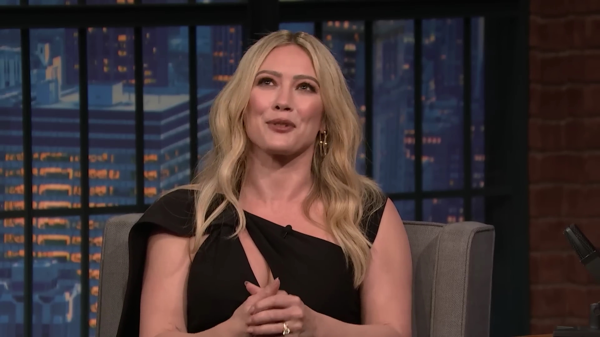 DailyDuff-dot-nl_2023LateNightwithSethMeyers0472.jpg