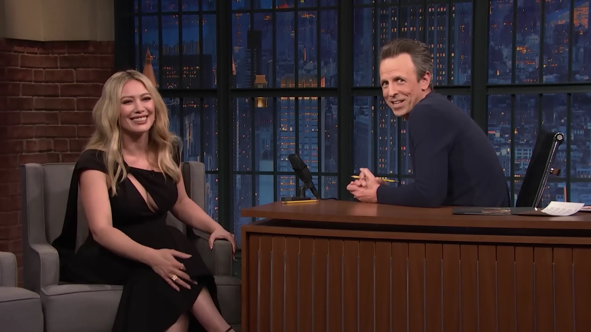 DailyDuff-dot-nl_2023LateNightwithSethMeyers0491.jpg DailyDuff-dot-nl_2023LateNightwithSethMeyers0491.jpg