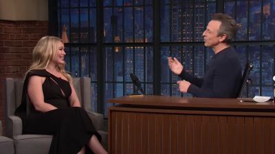 DailyDuff-dot-nl_2023LateNightwithSethMeyers0206.jpg