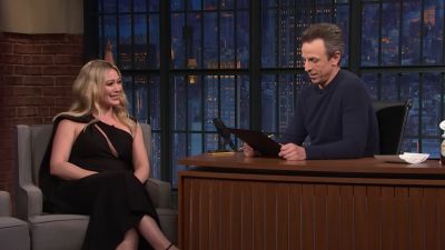 DailyDuff-dot-nl_2023LateNightwithSethMeyers0304.jpg