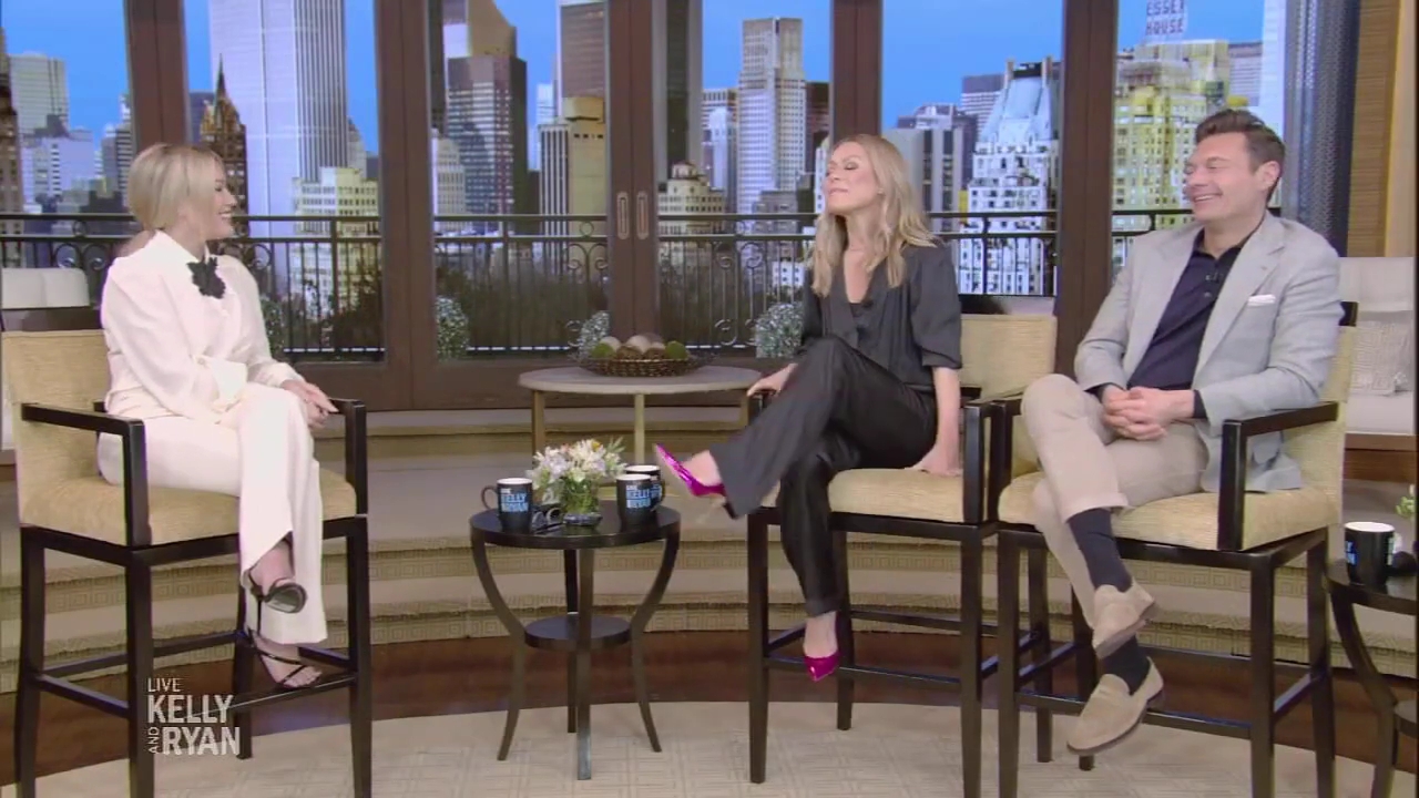 DailyDuff-dot-nl_2023LiveWithKellyAndRyan0033.jpg DailyDuff-dot-nl_2023LiveWithKellyAndRyan0033.jpg