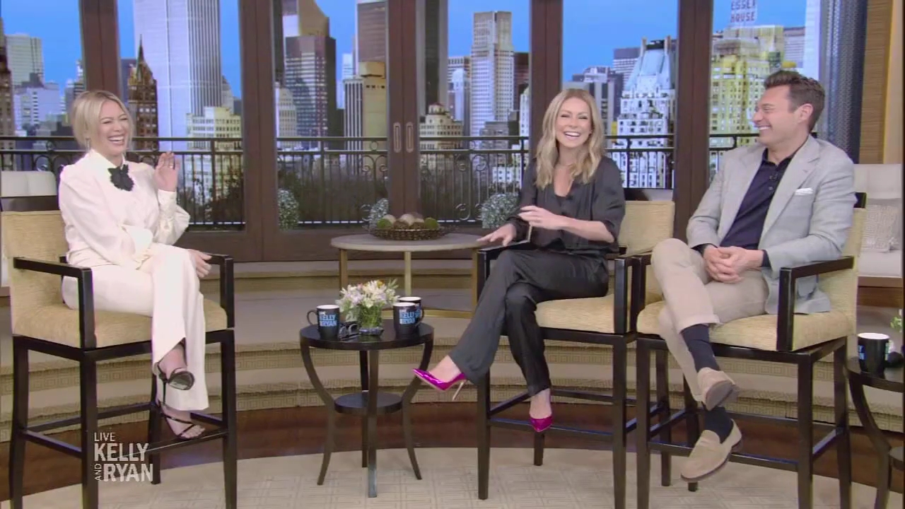 DailyDuff-dot-nl_2023LiveWithKellyAndRyan0038.jpg DailyDuff-dot-nl_2023LiveWithKellyAndRyan0038.jpg