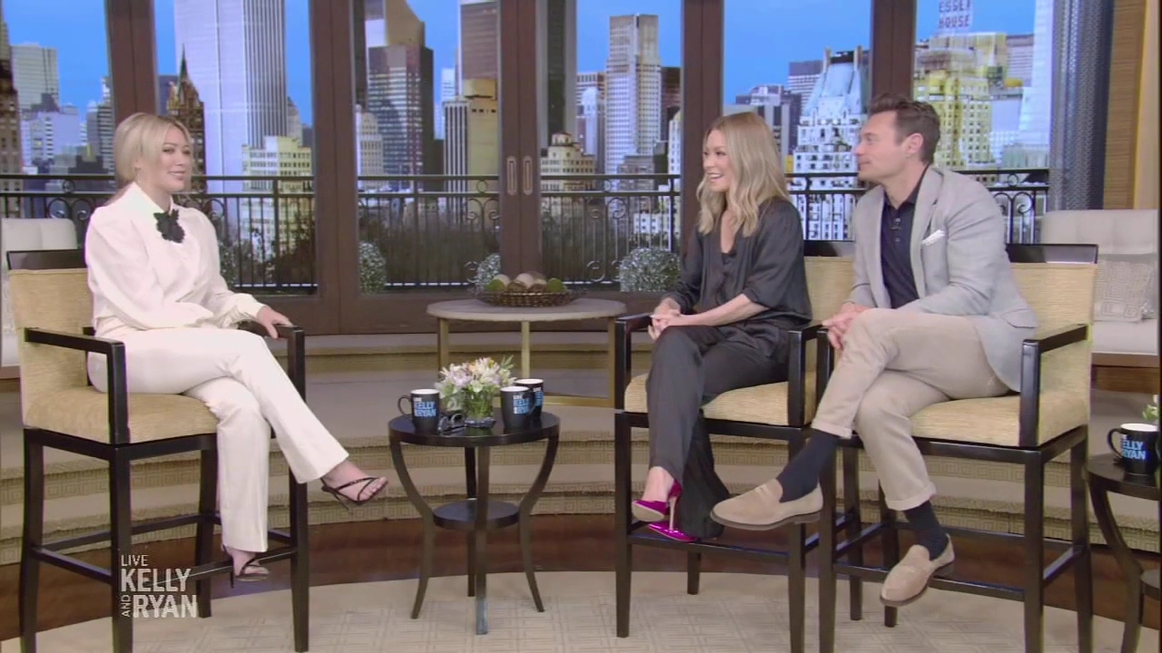 DailyDuff-dot-nl_2023LiveWithKellyAndRyan0125.jpg