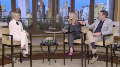DailyDuff-dot-nl_2023LiveWithKellyAndRyan0017.jpg