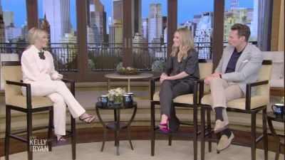 DailyDuff-dot-nl_2023LiveWithKellyAndRyan0069.jpg