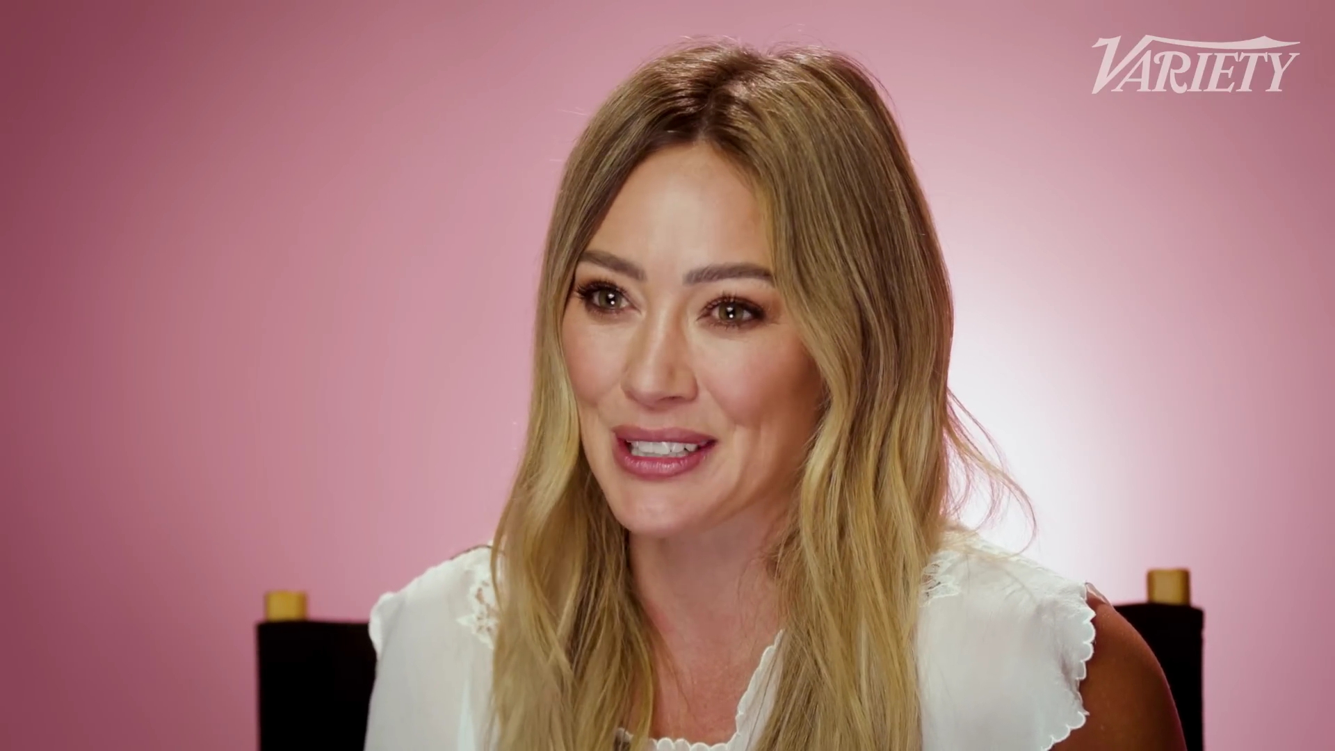 DailyDuff-dot-nl_2025Varierty-DoesHilaryDuffKnowHerLyrics0238.jpg DailyDuff-dot-nl_2025Varierty-DoesHilaryDuffKnowHerLyrics0238.jpg