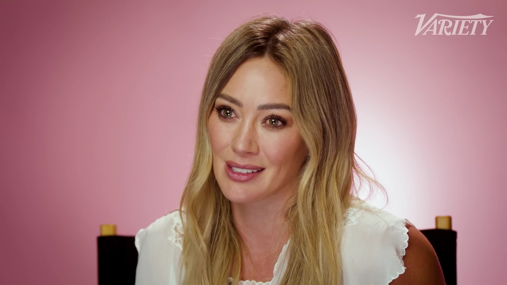 DailyDuff-dot-nl_2025Varierty-DoesHilaryDuffKnowHerLyrics0239.jpg DailyDuff-dot-nl_2025Varierty-DoesHilaryDuffKnowHerLyrics0239.jpg