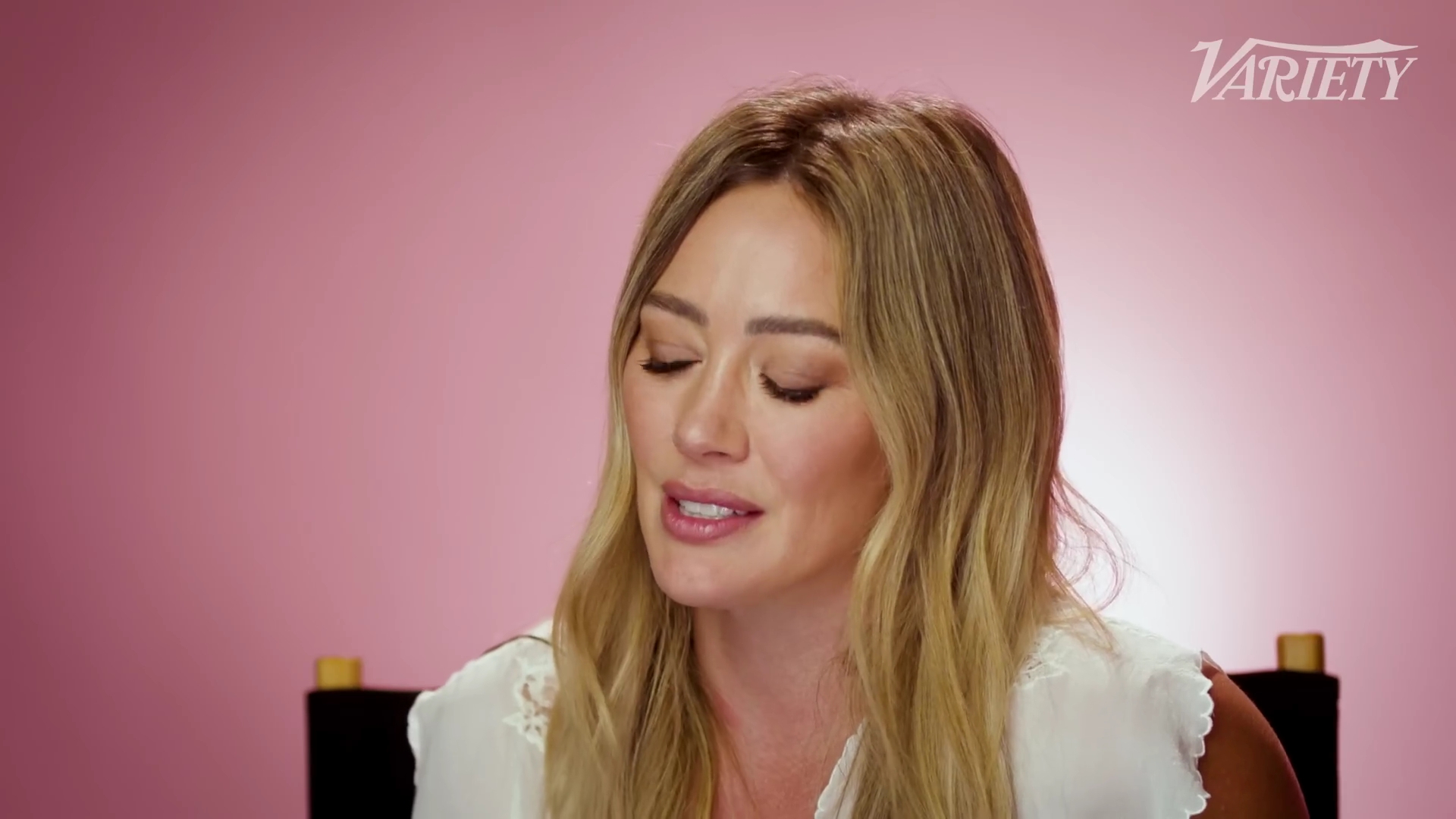 DailyDuff-dot-nl_2025Varierty-DoesHilaryDuffKnowHerLyrics0244.jpg DailyDuff-dot-nl_2025Varierty-DoesHilaryDuffKnowHerLyrics0244.jpg