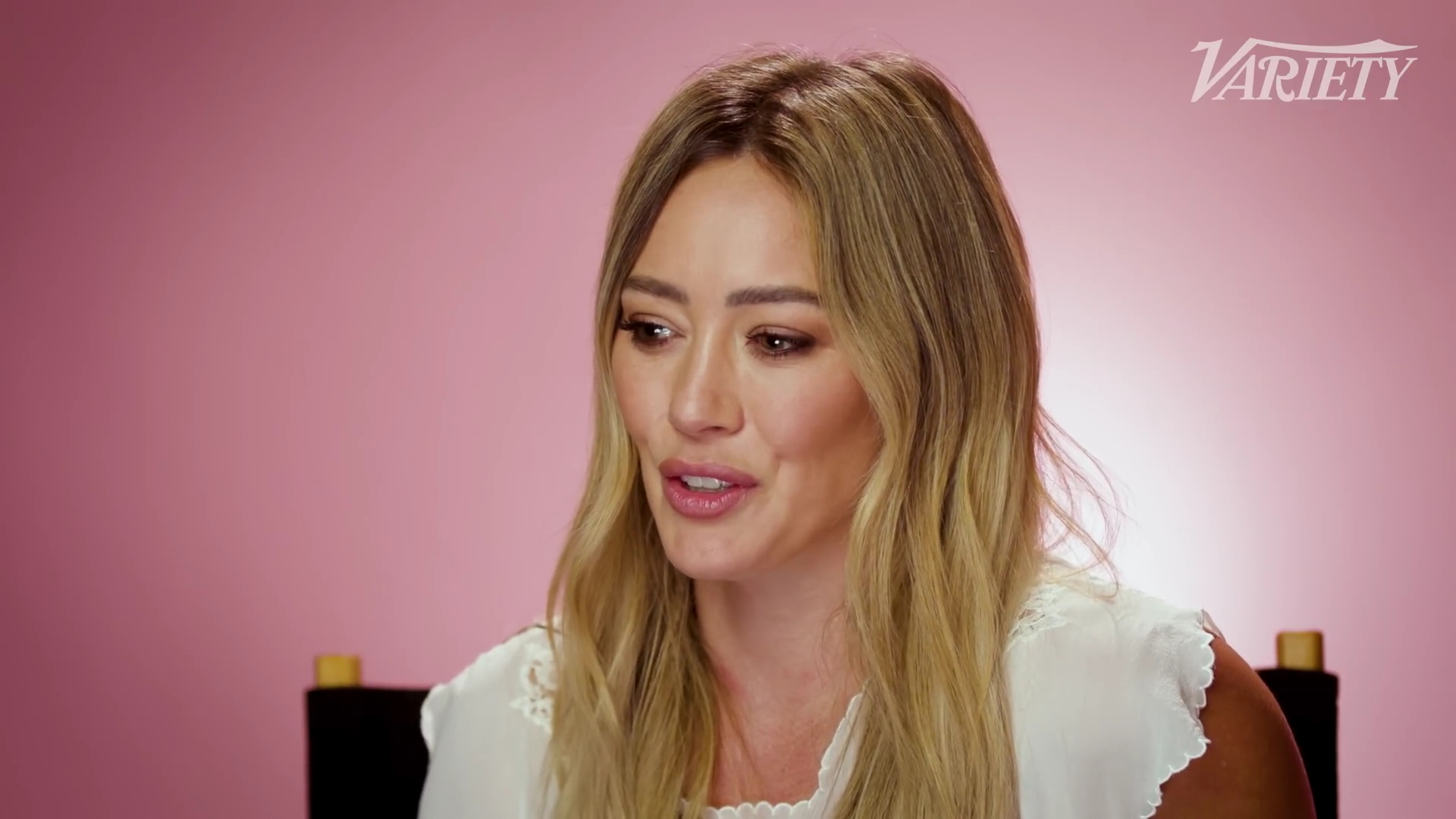 DailyDuff-dot-nl_2025Varierty-DoesHilaryDuffKnowHerLyrics0249.jpg DailyDuff-dot-nl_2025Varierty-DoesHilaryDuffKnowHerLyrics0249.jpg