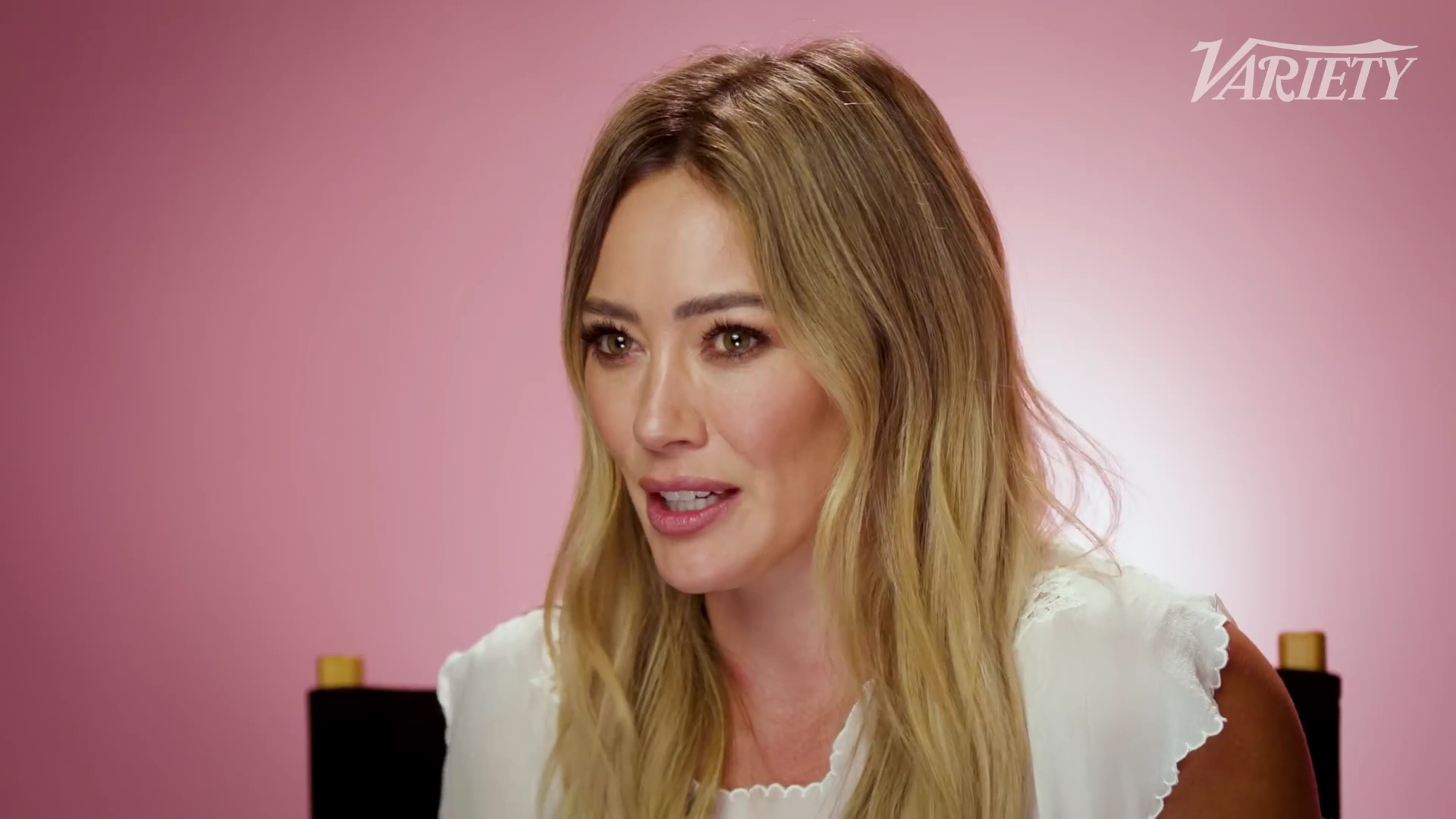 DailyDuff-dot-nl_2025Varierty-DoesHilaryDuffKnowHerLyrics0255.jpg DailyDuff-dot-nl_2025Varierty-DoesHilaryDuffKnowHerLyrics0255.jpg