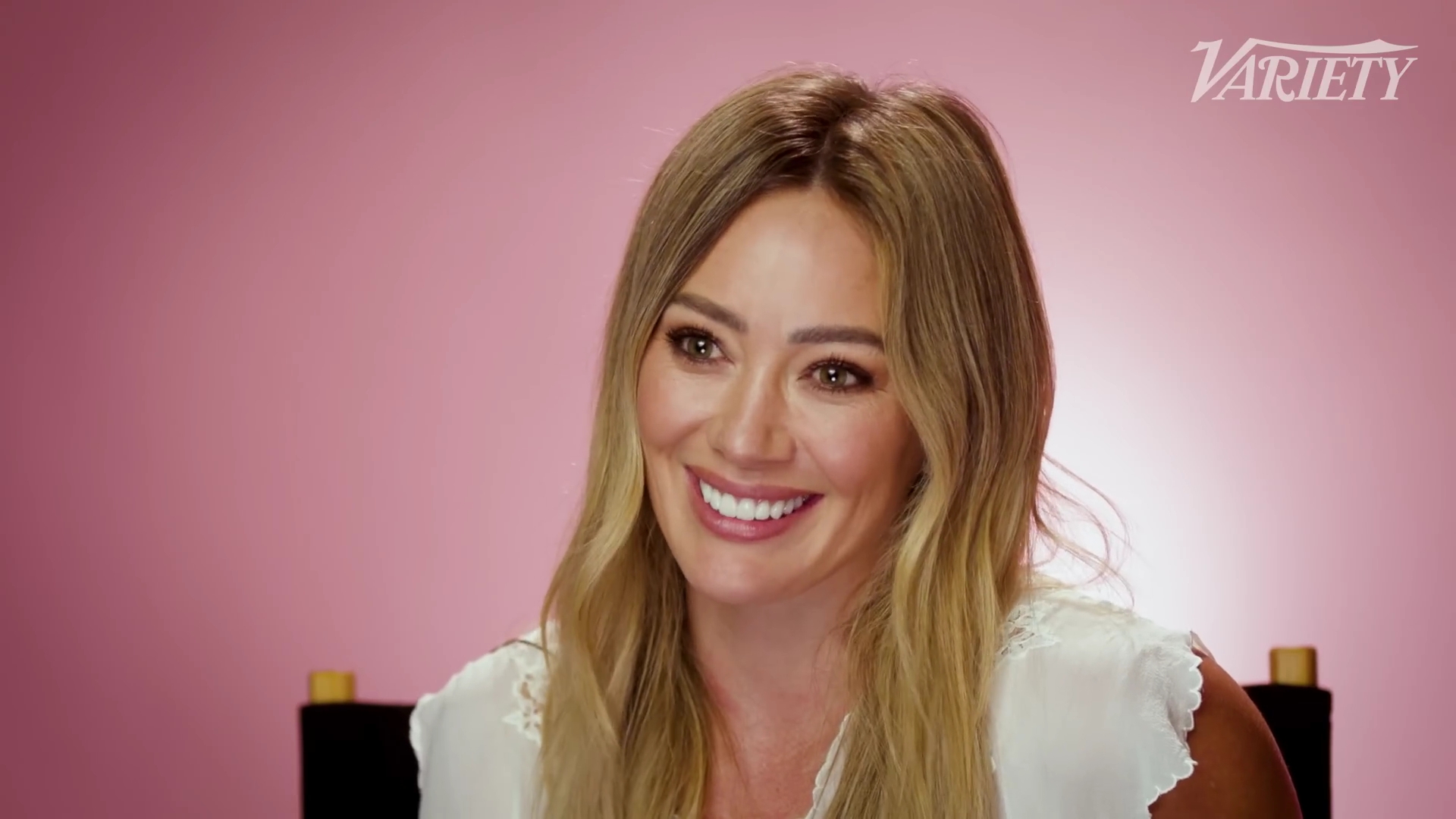 DailyDuff-dot-nl_2025Varierty-DoesHilaryDuffKnowHerLyrics0265.jpg DailyDuff-dot-nl_2025Varierty-DoesHilaryDuffKnowHerLyrics0265.jpg