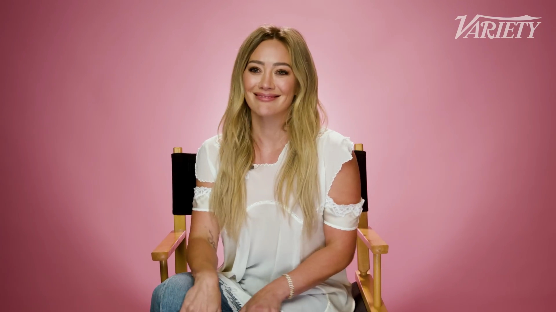 DailyDuff-dot-nl_2025Varierty-DoesHilaryDuffKnowHerLyrics0267.jpg DailyDuff-dot-nl_2025Varierty-DoesHilaryDuffKnowHerLyrics0267.jpg