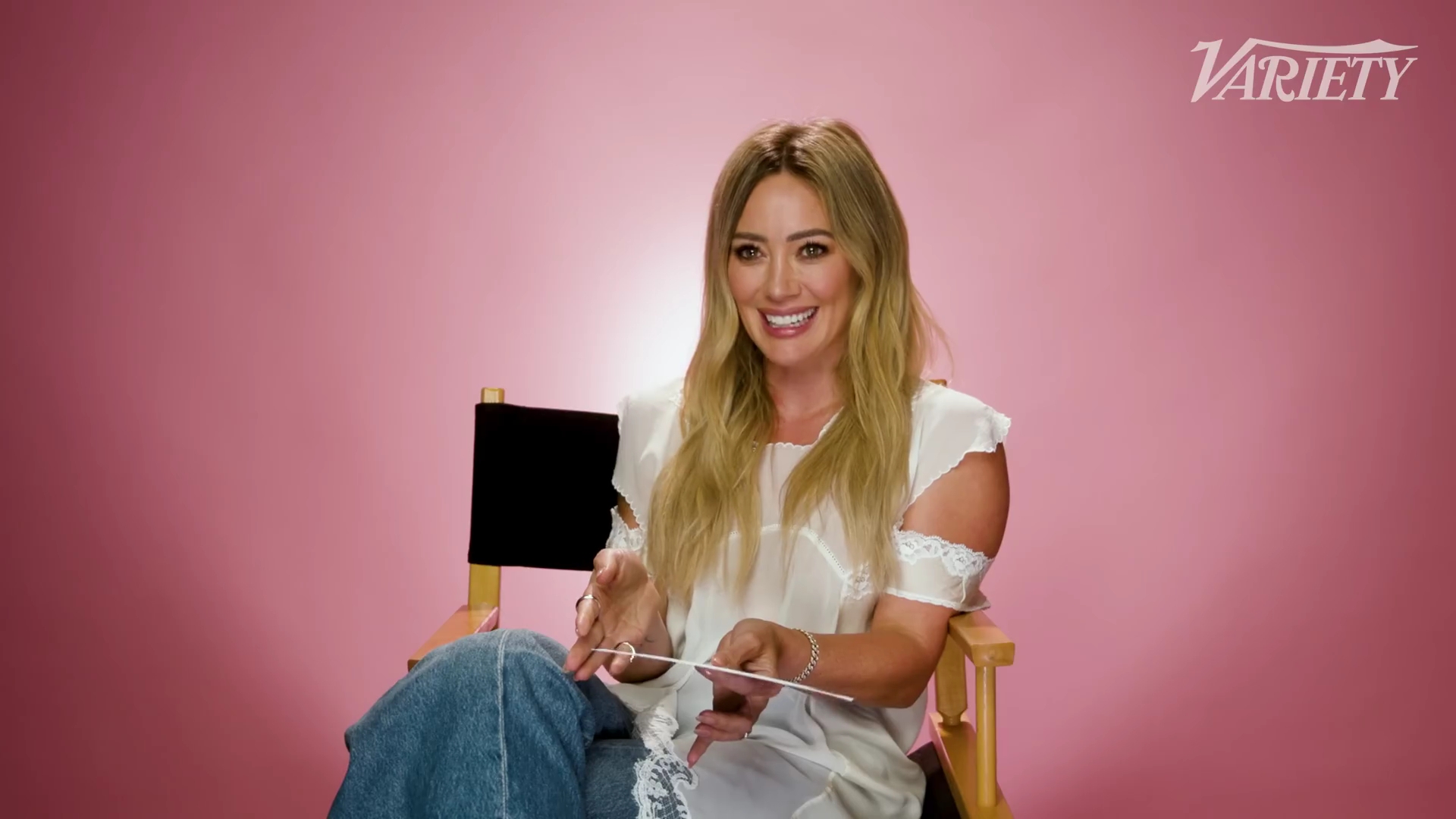 DailyDuff-dot-nl_2025Varierty-DoesHilaryDuffKnowHerLyrics0292.jpg DailyDuff-dot-nl_2025Varierty-DoesHilaryDuffKnowHerLyrics0292.jpg