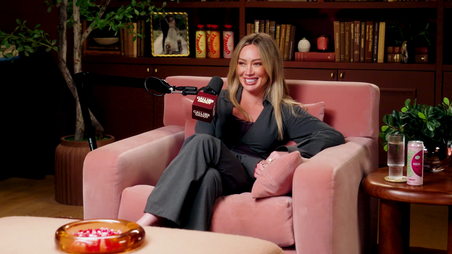 DailyDuff-dot-NL-2026CallHerDaddyPodcast1669.jpg DailyDuff-dot-NL-2026CallHerDaddyPodcast1669.jpg