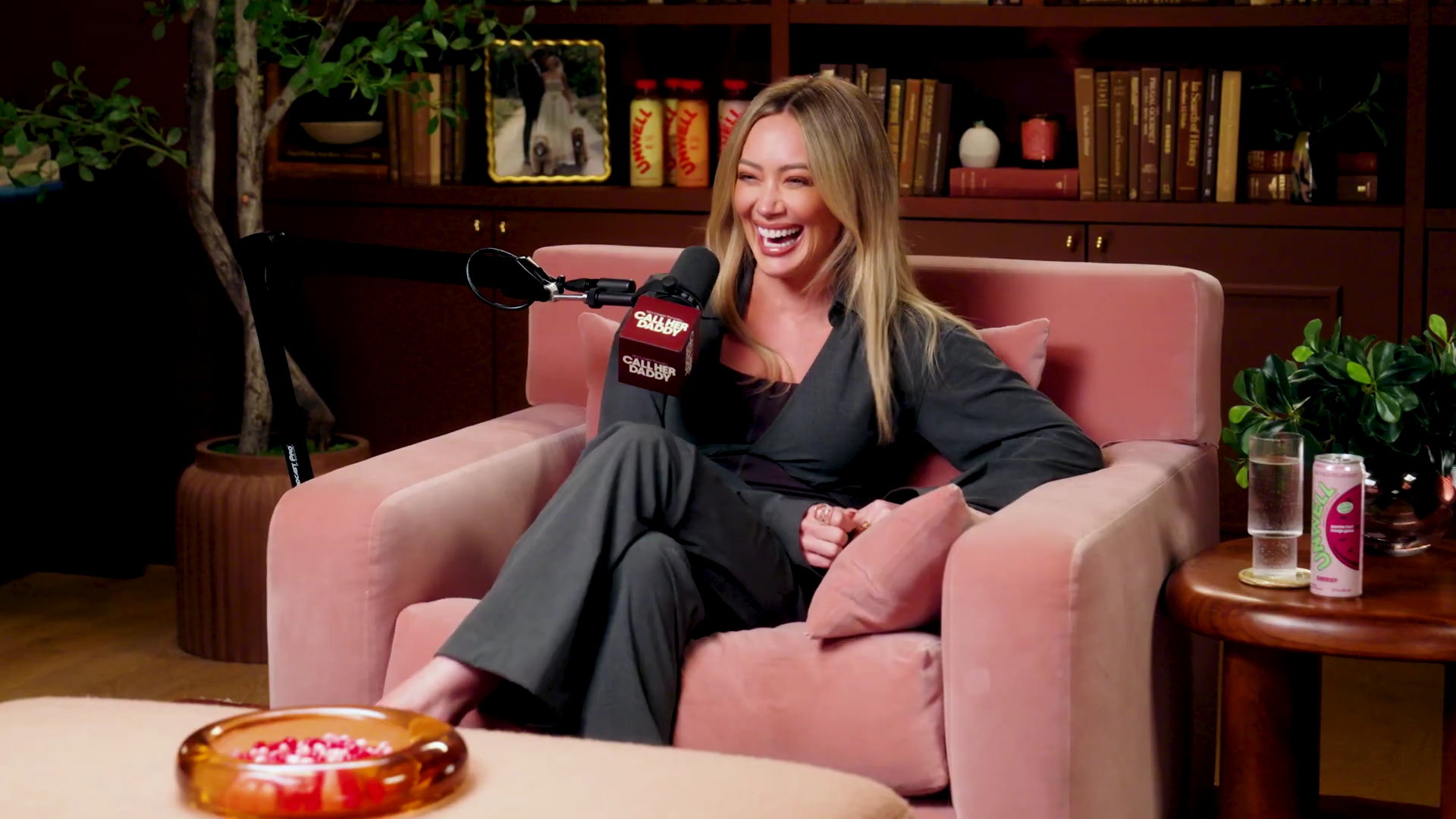 DailyDuff-dot-NL-2026CallHerDaddyPodcast1686.jpg DailyDuff-dot-NL-2026CallHerDaddyPodcast1686.jpg