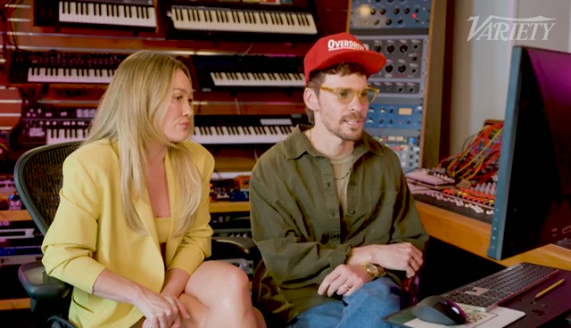 Daily-Duff-dot-nl_Variety_MatureBehindTheSong10305.jpg