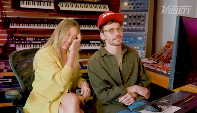 Daily-Duff-dot-nl_Variety_MatureBehindTheSong12559.jpg